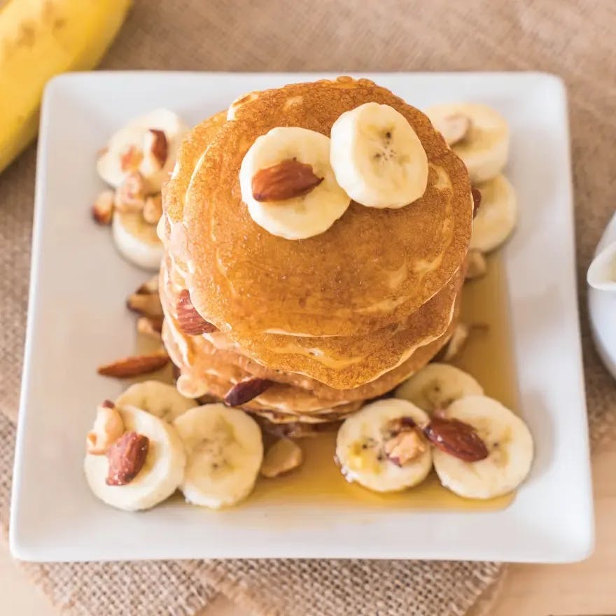 banana cinnamon whey protein pancakes recipe for cozy mornings