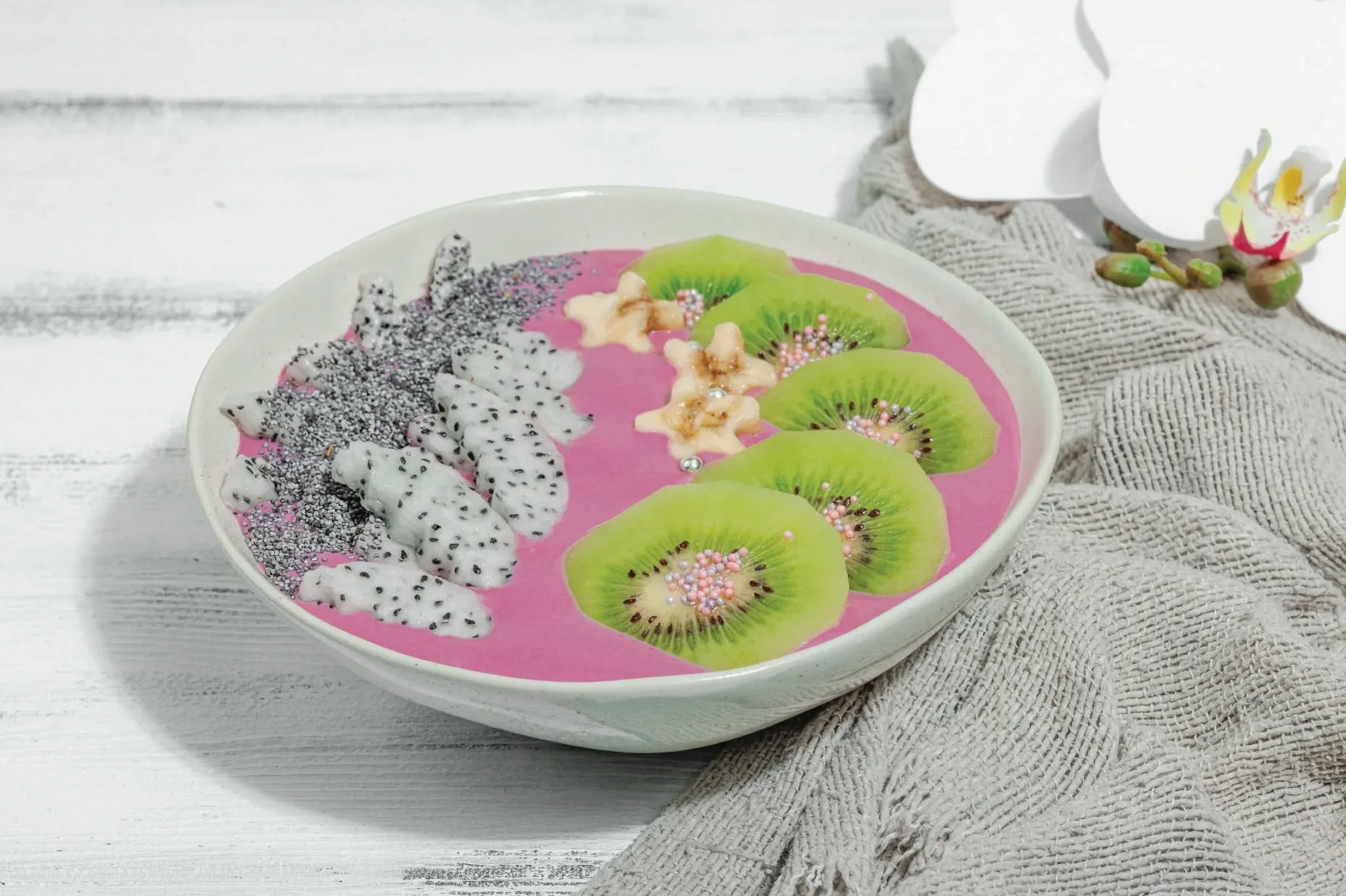 coconut protein smoothie bowl for a tropical vibe