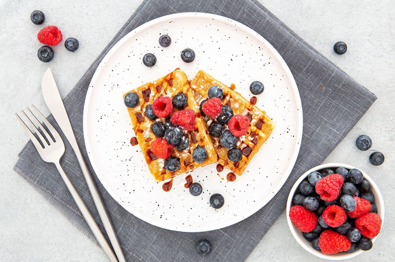 birthday cake whey protein waffles with fresh berries recipe